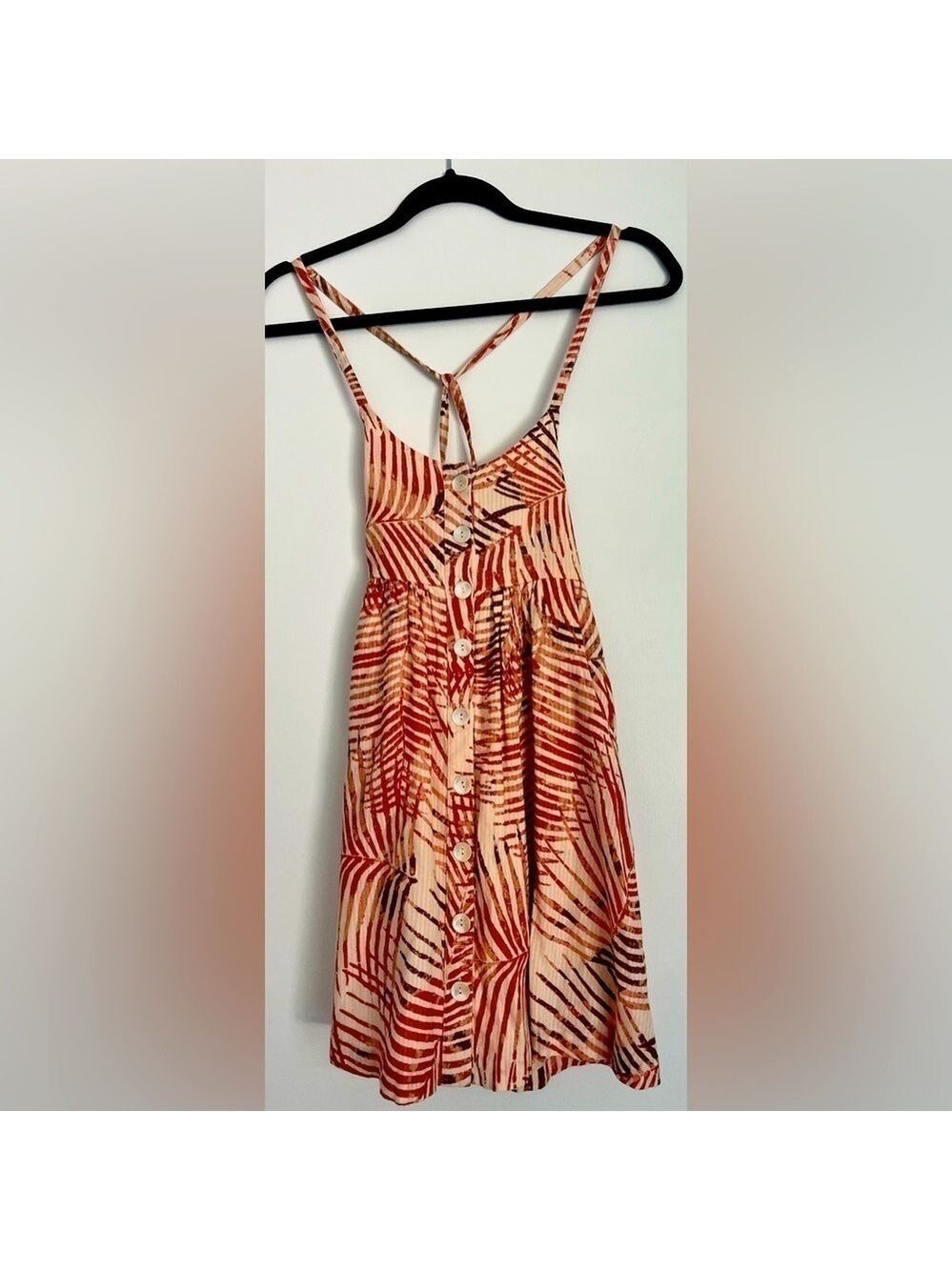 NWT Kimchi Blue Printed Halter Dress - Size Extra Small - Picture 4 of 5